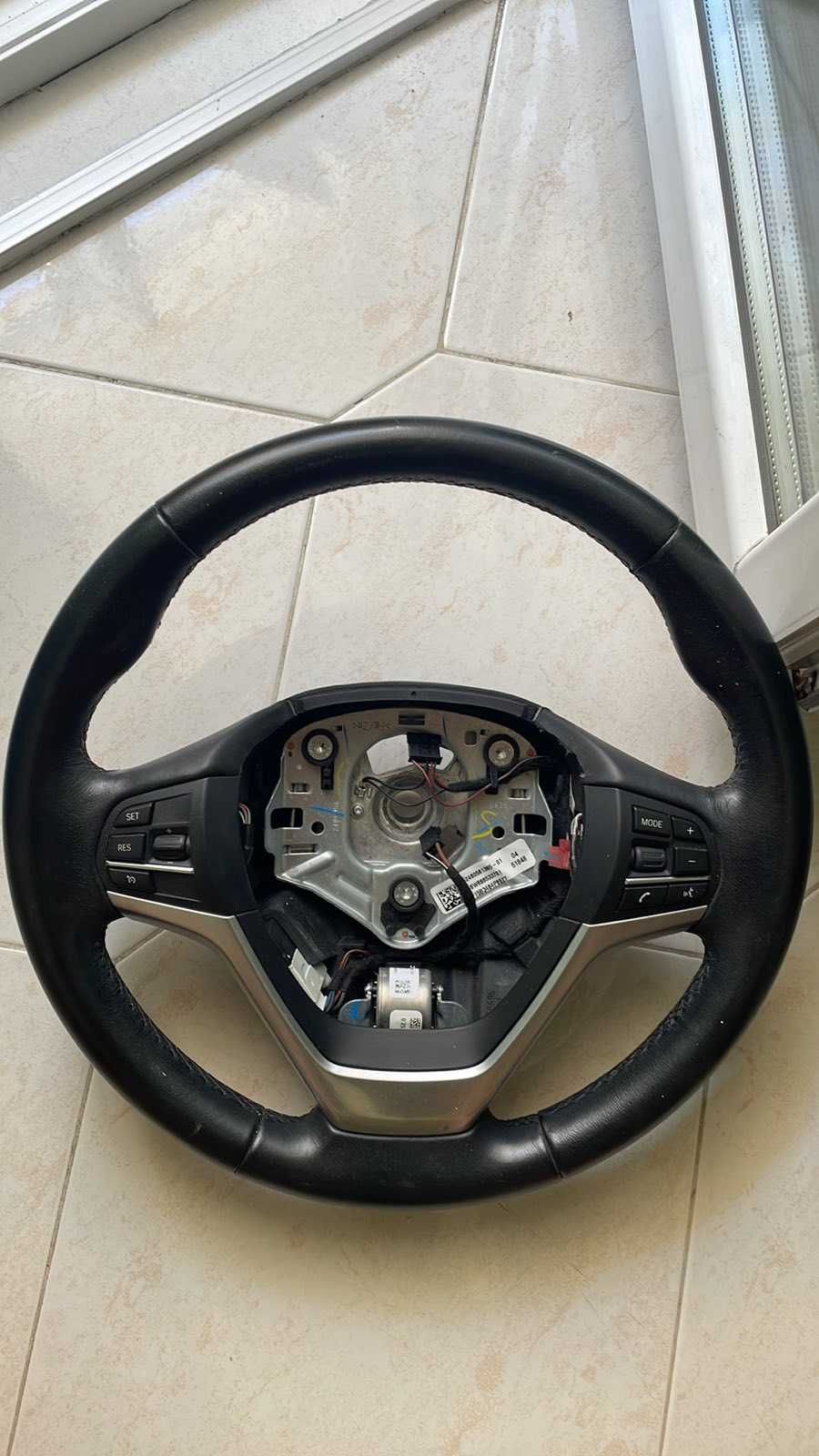 BMW x5 f15 - Вибро волан