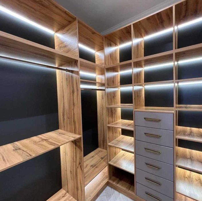 R1! Сдаётся Квартира 3/6/16 Ор-р Метро Дружба Народов.