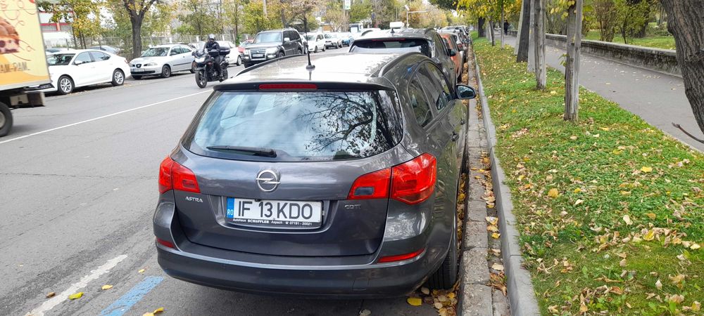Vand opel astra j  an 2011