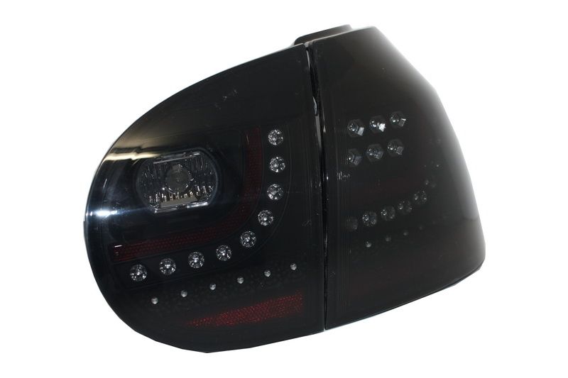 Stopuri LED VW Golf V 5 Fumuriu Negru Extrem  Urban Style