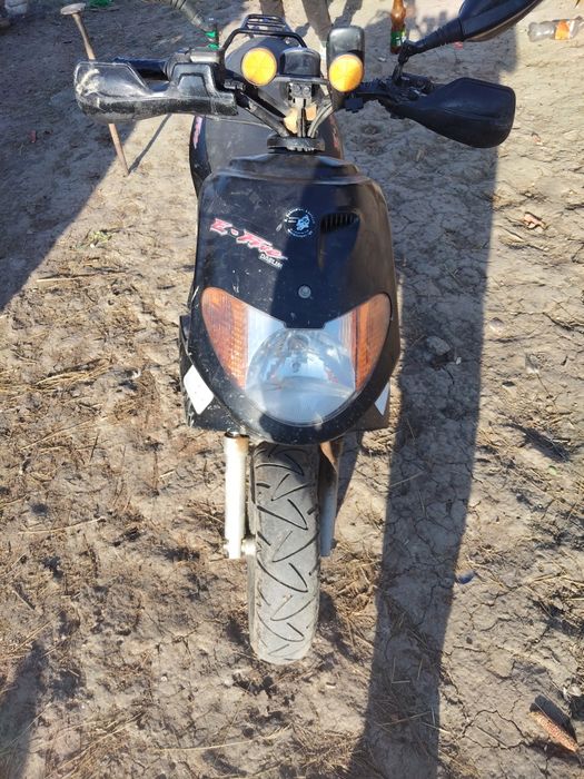 Scuter DaeLim de vânzare scuter merge foarte bine așteapt oferte