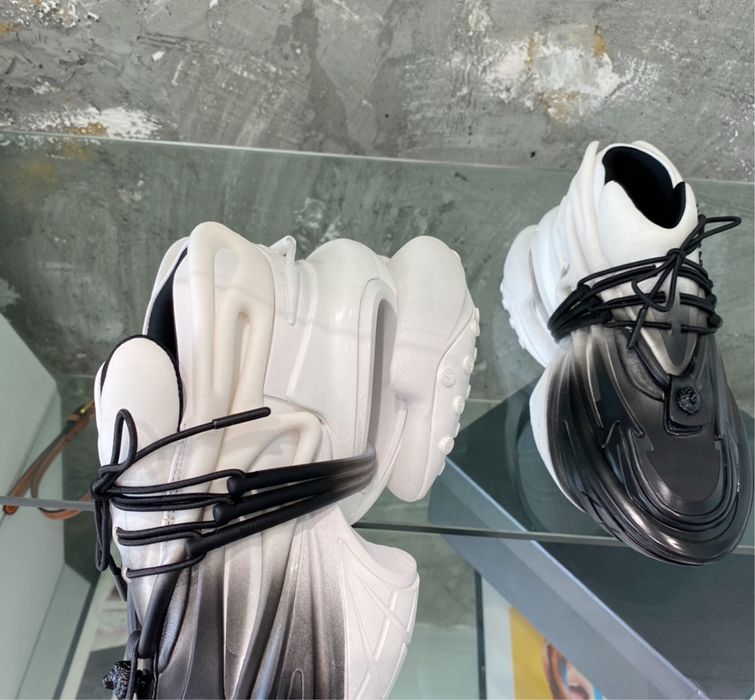 Adidasi Balmain Unicorn