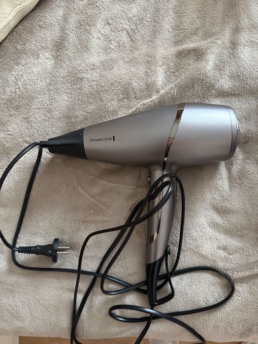 Сешоар Remington PROLUX