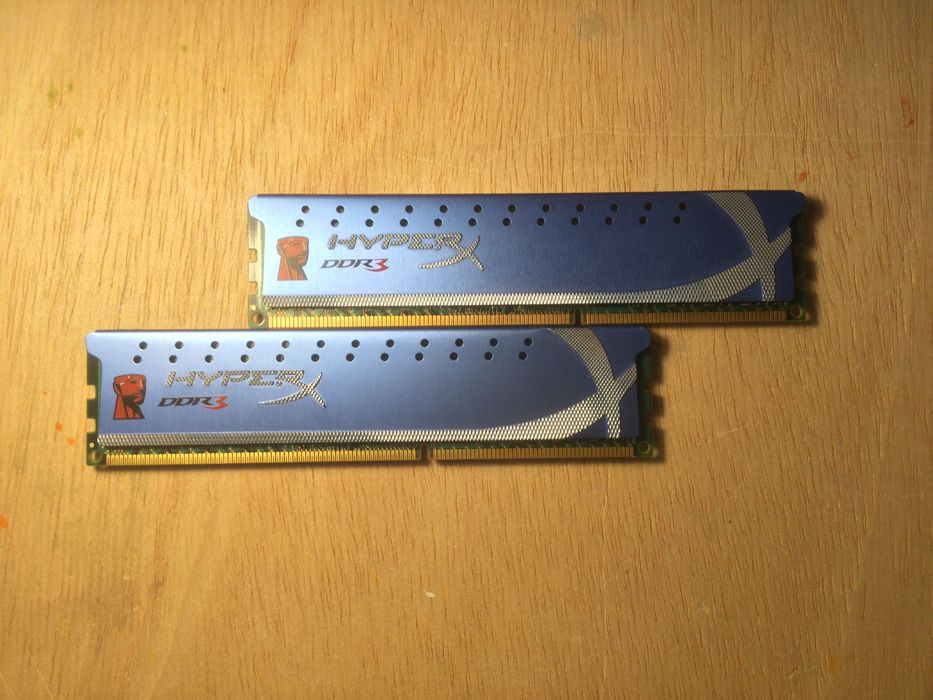 Set Memorii RAM Kingston HyperX DDR3 Dual Channel 4Gb x 2