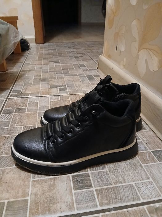 Ботинки на девочку 32 размер