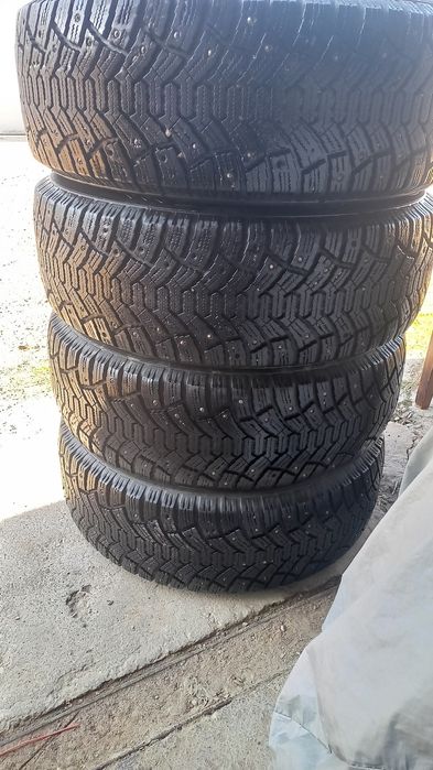 Зимние шины r16 215×65