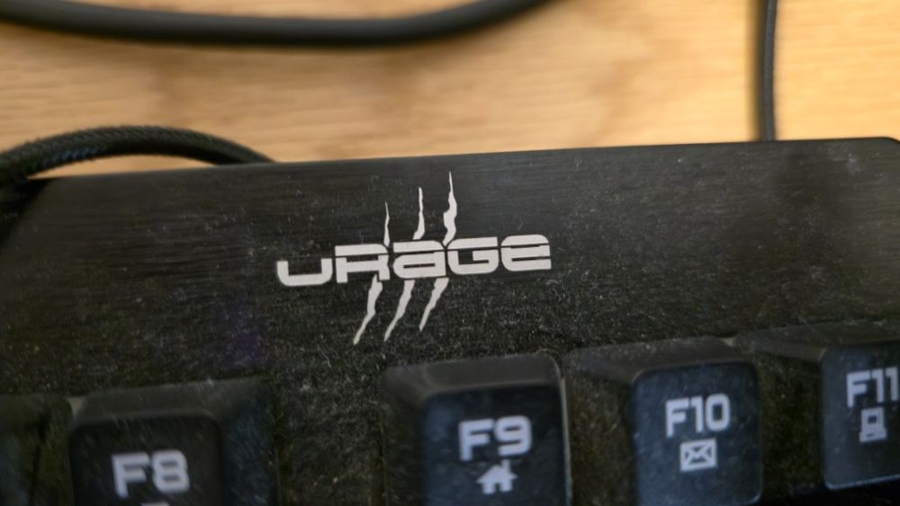 Геймърска клавиатура uRage Exodus 450