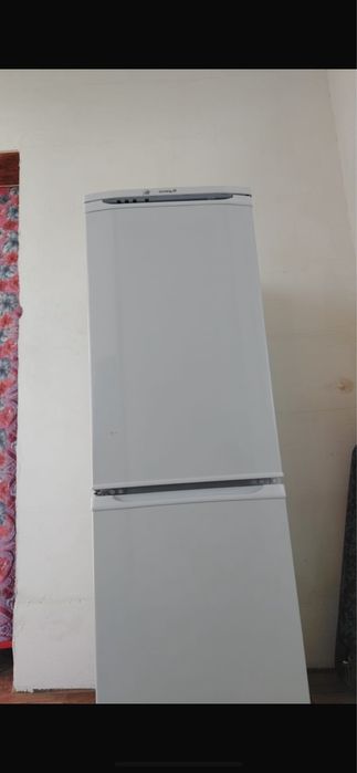 Продам холодильник Доставка