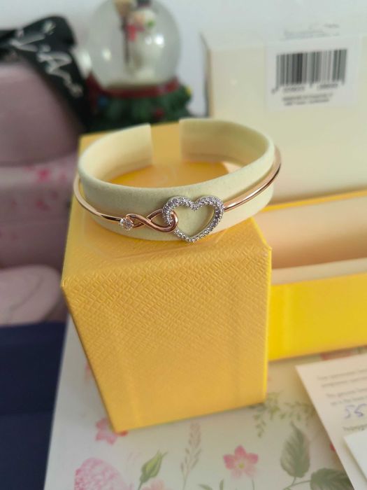 Гривна Сваровски