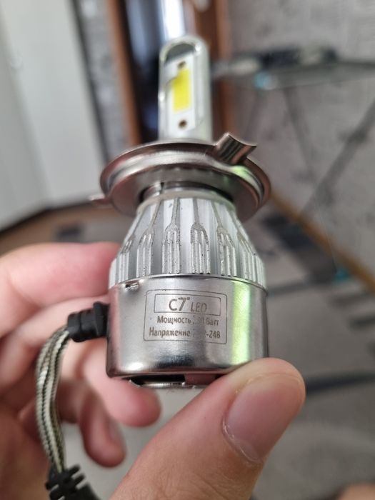 C7 LED лампочки БУ