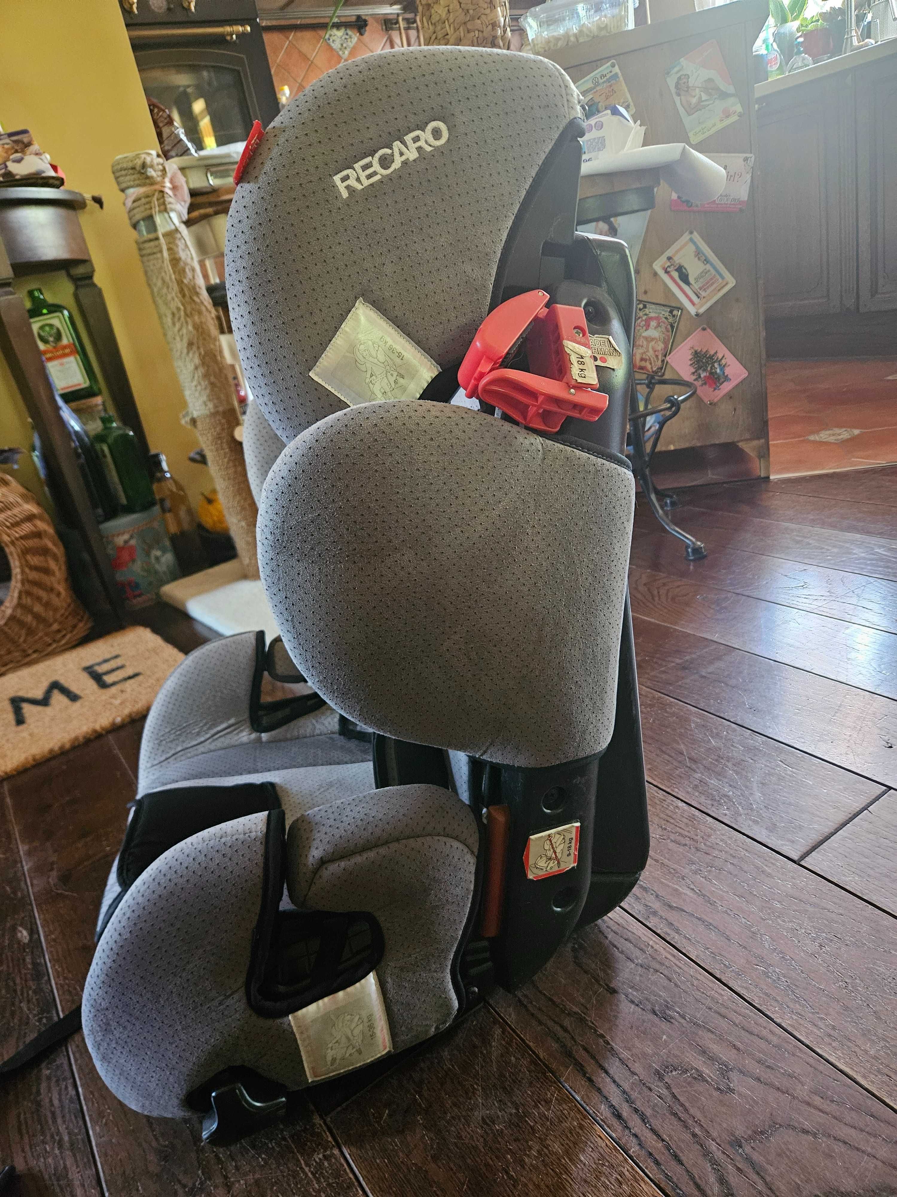 Детско столче за кола RECARO