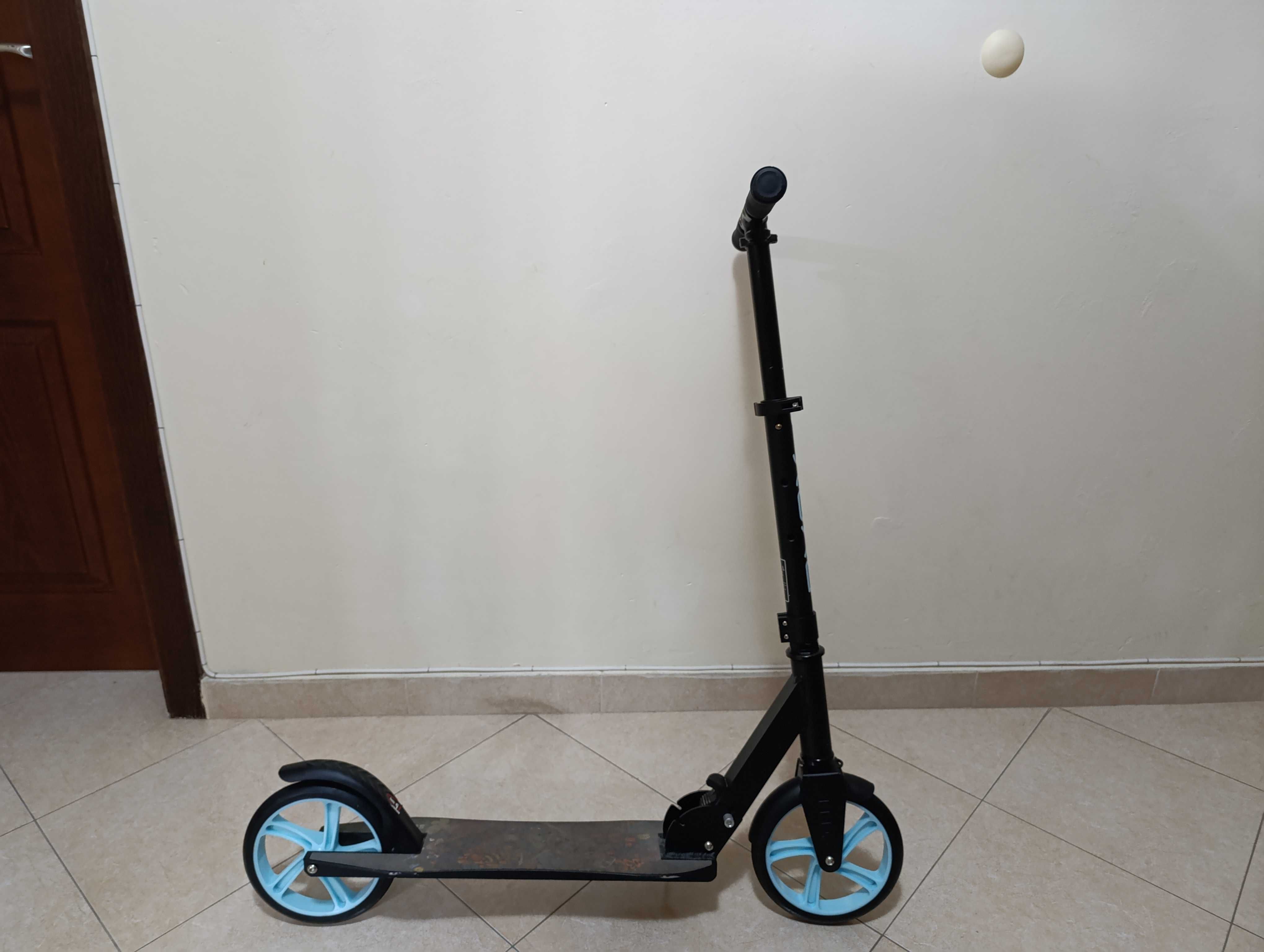 Детска тротинетка BYOX модел FLURRY MC-15 A, синя