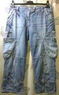 Blugi subtiri Only Jeans UNISEX 3/4 cu multe buzunare, tur putin lasat