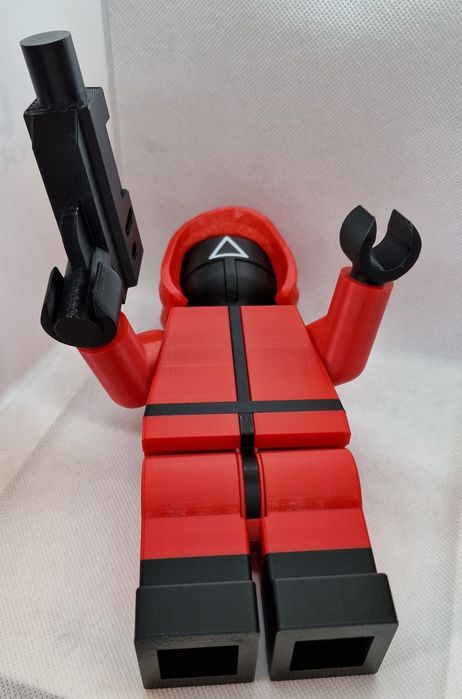 Vand figurina Lego Squid Game supradimensionata printata 3D