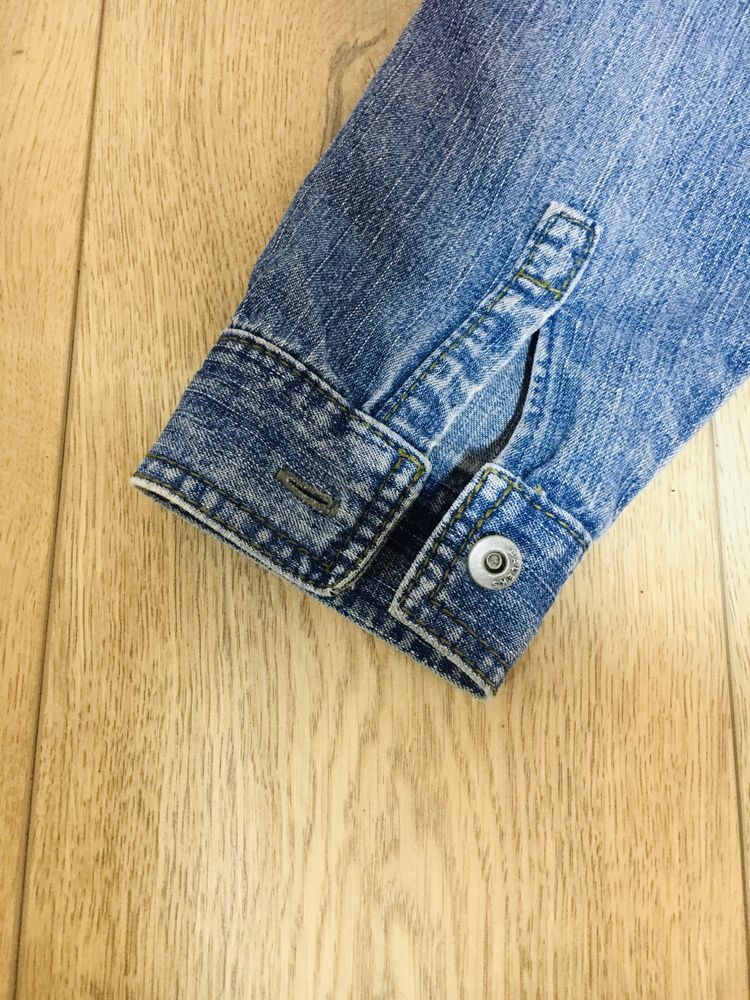 Джинсовая фирменная куртка BERSHKA фирменные джинсы Paul & Shark