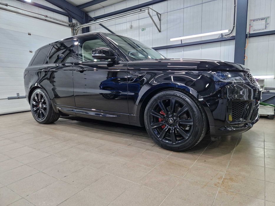 Range Rover Sport 3.0 Diesel Turbo 306 cp HSE  BLACK EDITION.