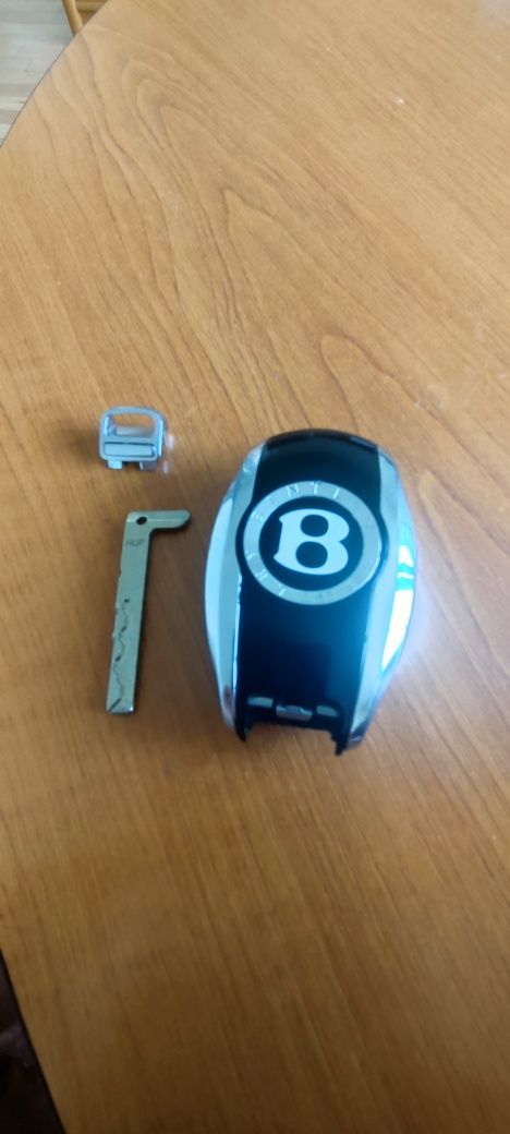 ОЕМ Ключ за Bentley Bentayga