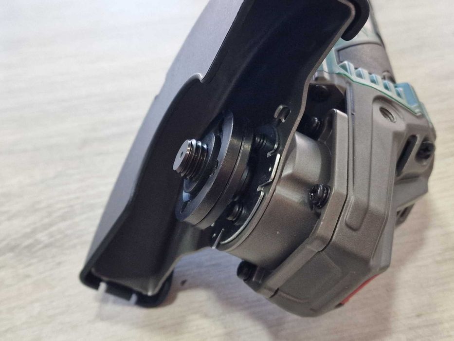 Акумулаторен Ъглошлайф Parkside PWSA 20-Li D4 + зарядно и батерия