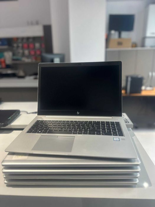 HP EliteBook 850 G5 i5-8250u-8Gb ram-256Gb Ssd