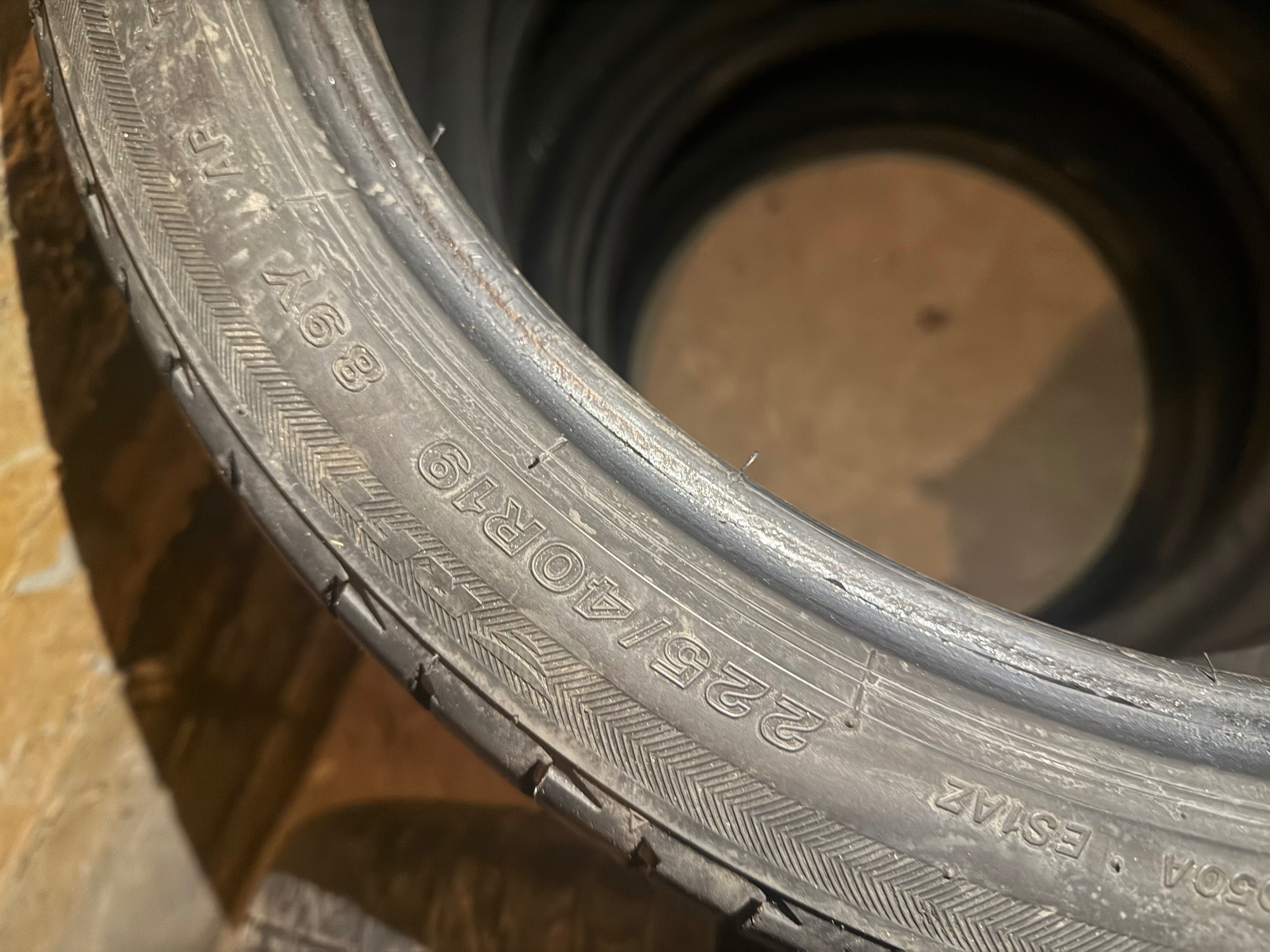 Летни гуми Bridgestone Potenza RFT - Спорт Пакет: 225/40/19 255/35/19