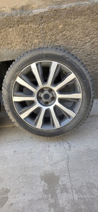 Диски и Шины с шипами в оригинале на Land Rover Range Rover