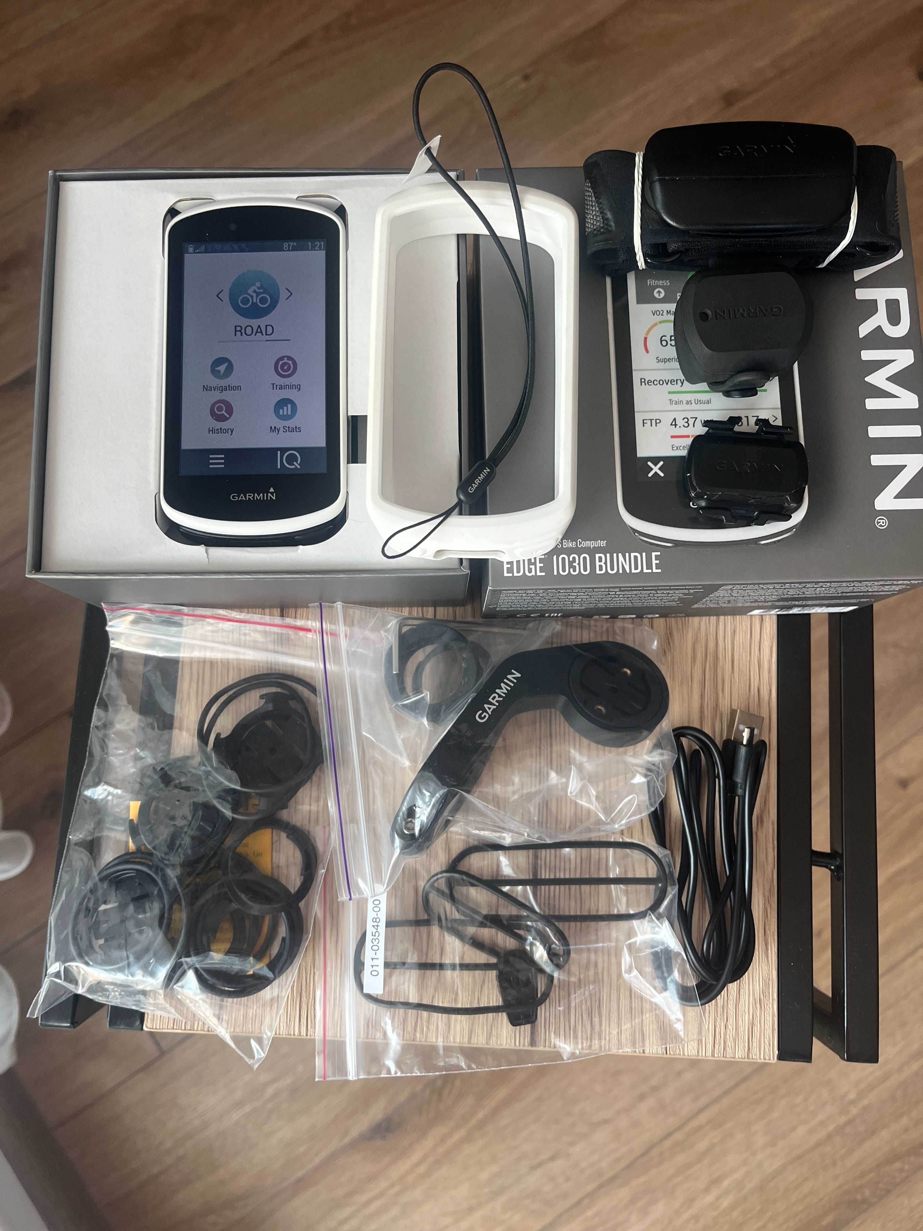 Garmin Edge 1030 bundle велокомпютър