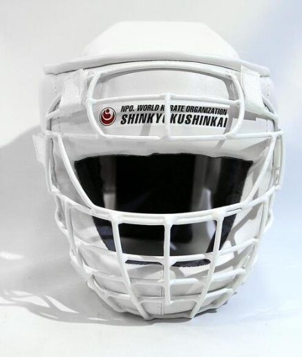 Шлем шинкиокушинкай с металлической маской