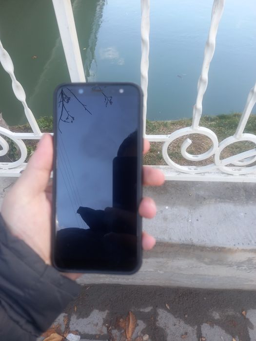 Иккита телефон сотилади: Samsung A6 ва Samsung Note 4