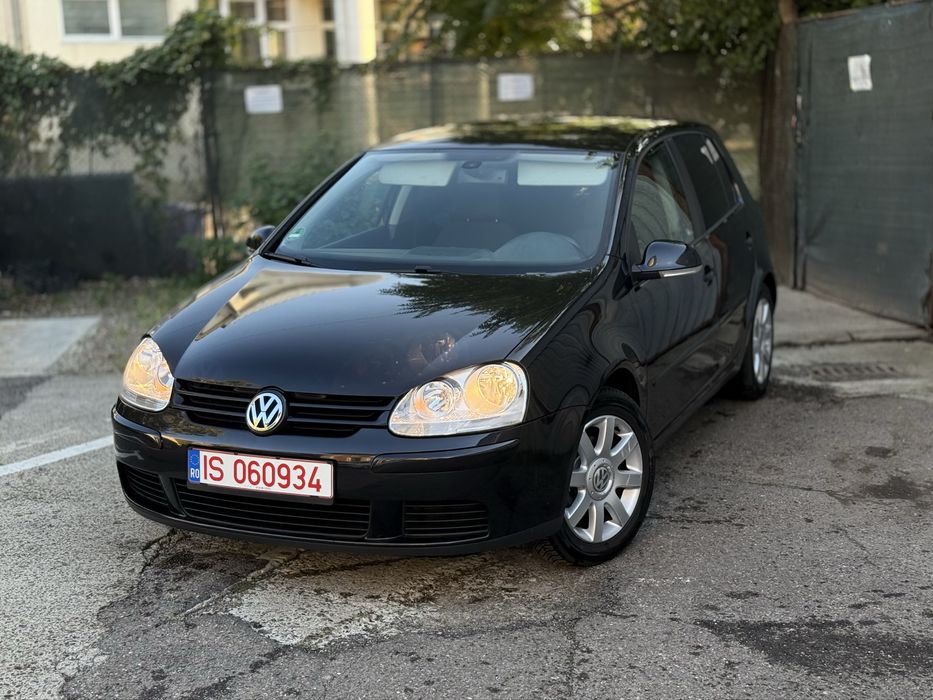 Volkswagen Golf V-1.6 Benzina MPI
