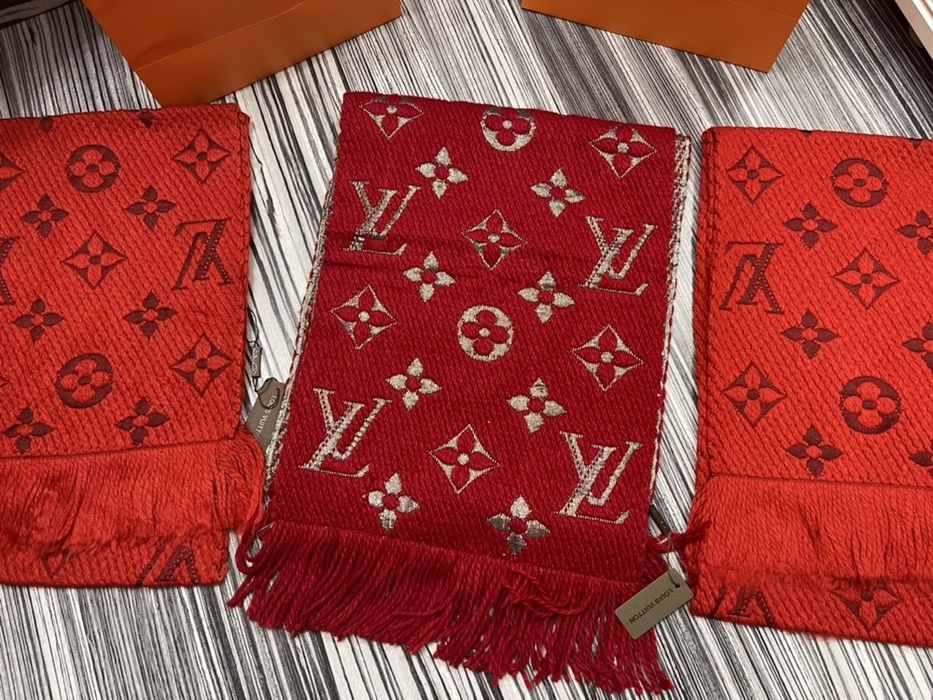 Fular-Esarfa LOUIS VUITTON colectia noua Poze reale100% Calitate super