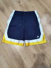 Pantaloni scurți Adidas mărimea S/M