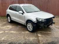 Volkswagen Touareg avariat