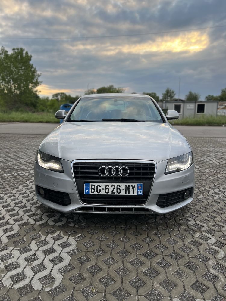 Audi A4 B8.