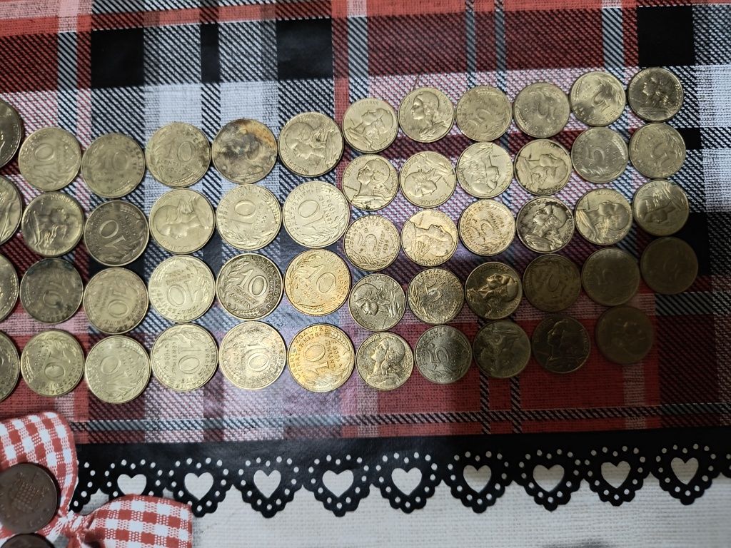 154 monede vechi mai multe țări.