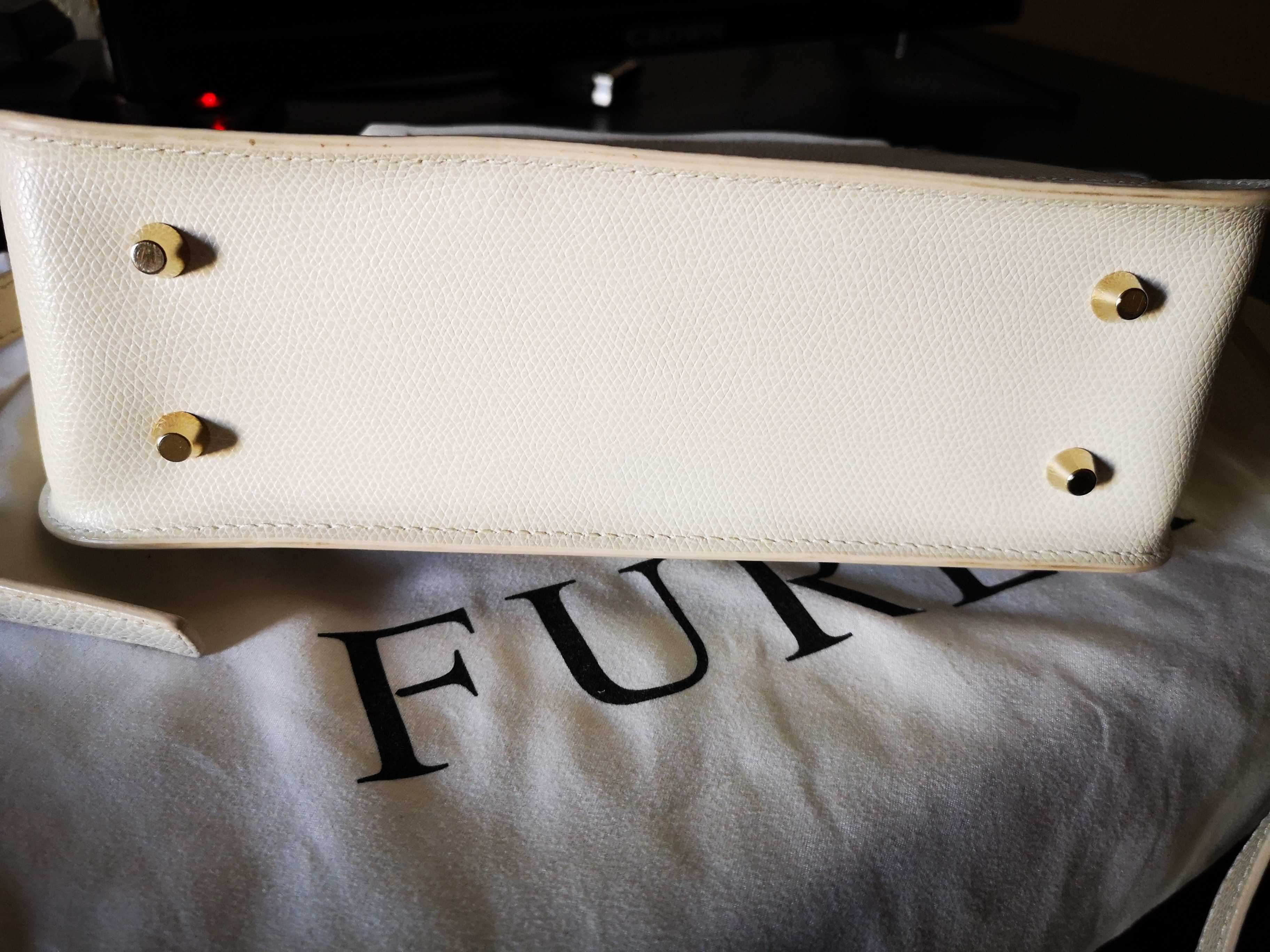 чанта Furla Metropolis 985391 с един сменяем капак