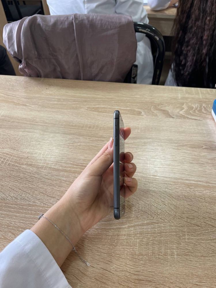 Iphone 11             Iphone 11.