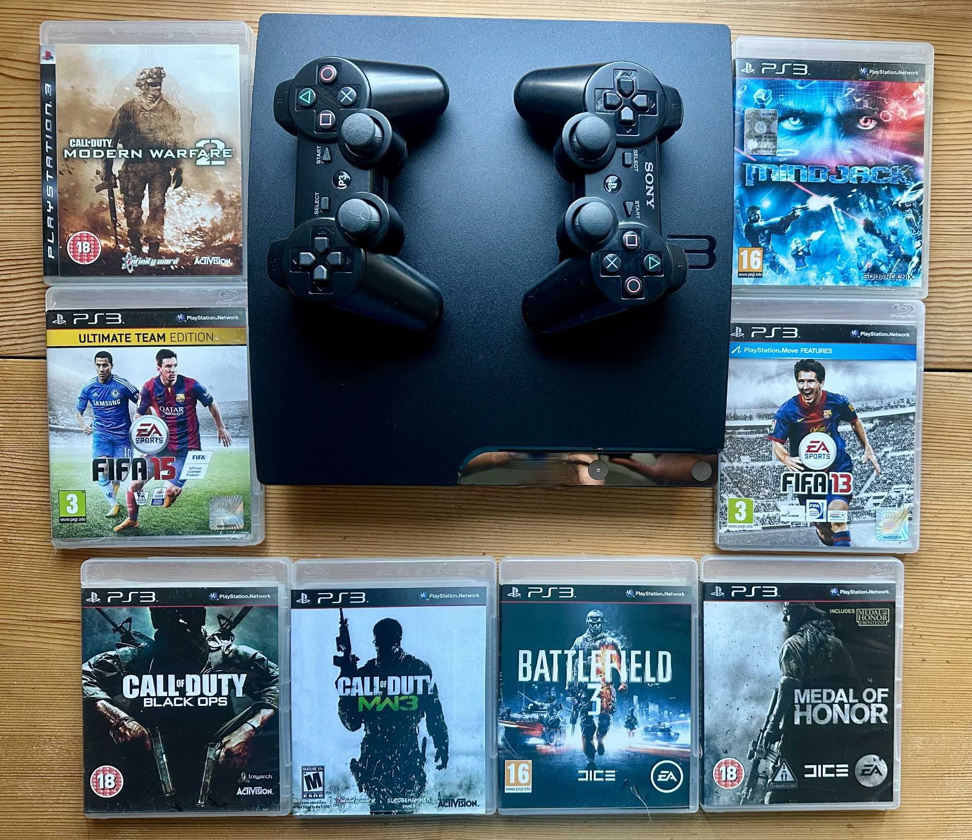 PlayStation 3 300GB+2 Джойстика + 8 Игри и всички кабели PS3 ПС3