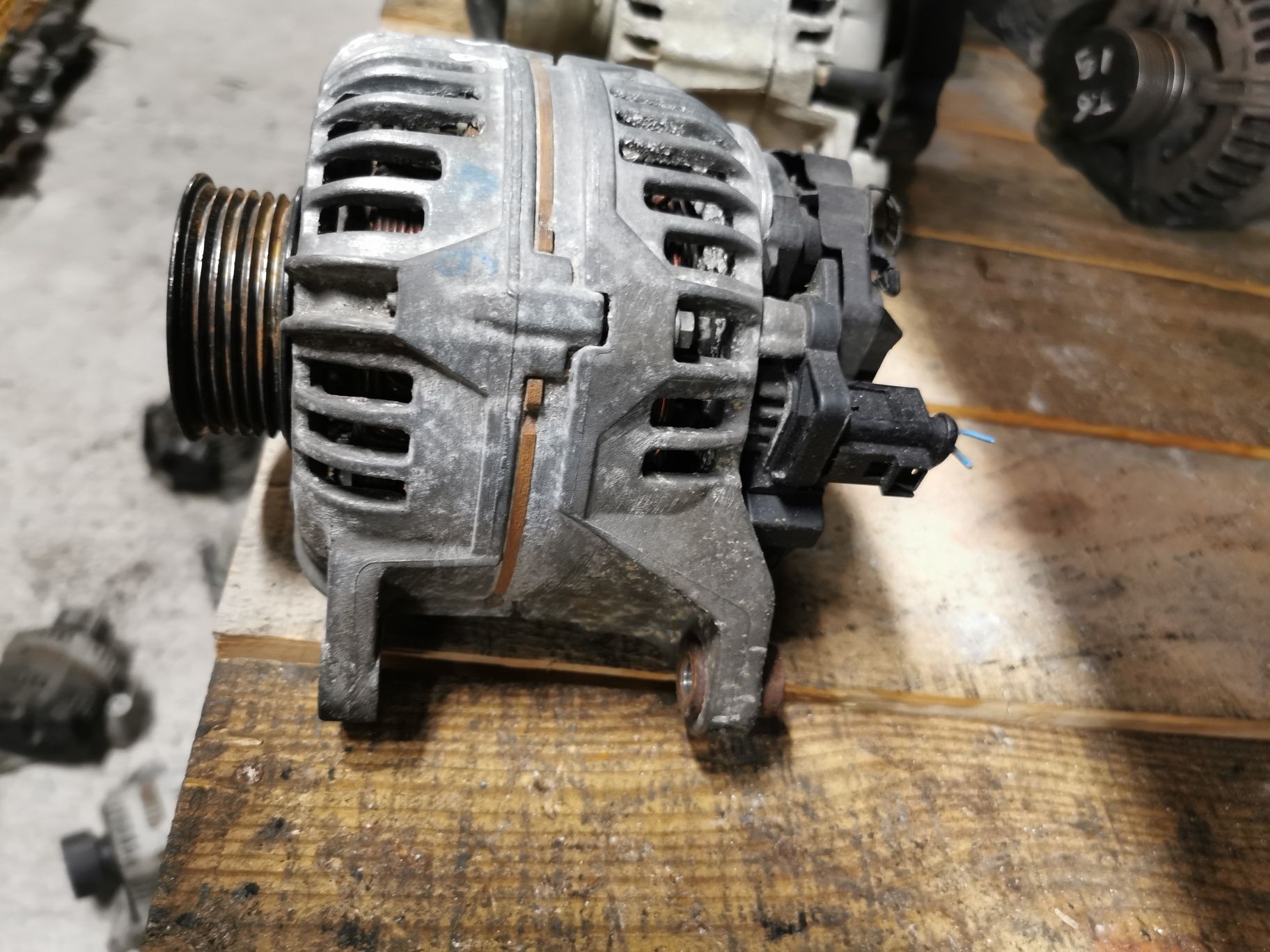 Alternator 140A 2.5 tdi BDH AUDI a6 c5 4B 2003