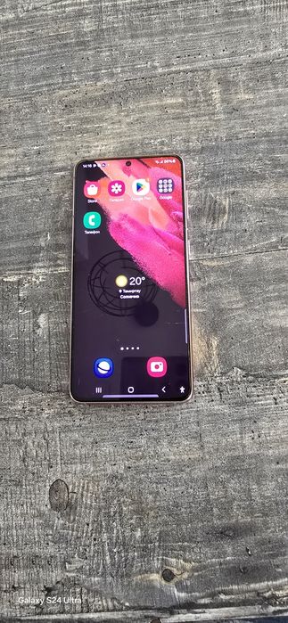 Продаю samsung s21