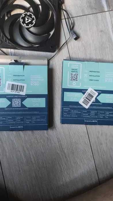 2x Вентилатора Arctic P12 PST PWM Slim