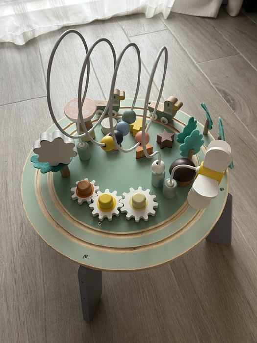 Дървена детска маса с активности Garden Janod