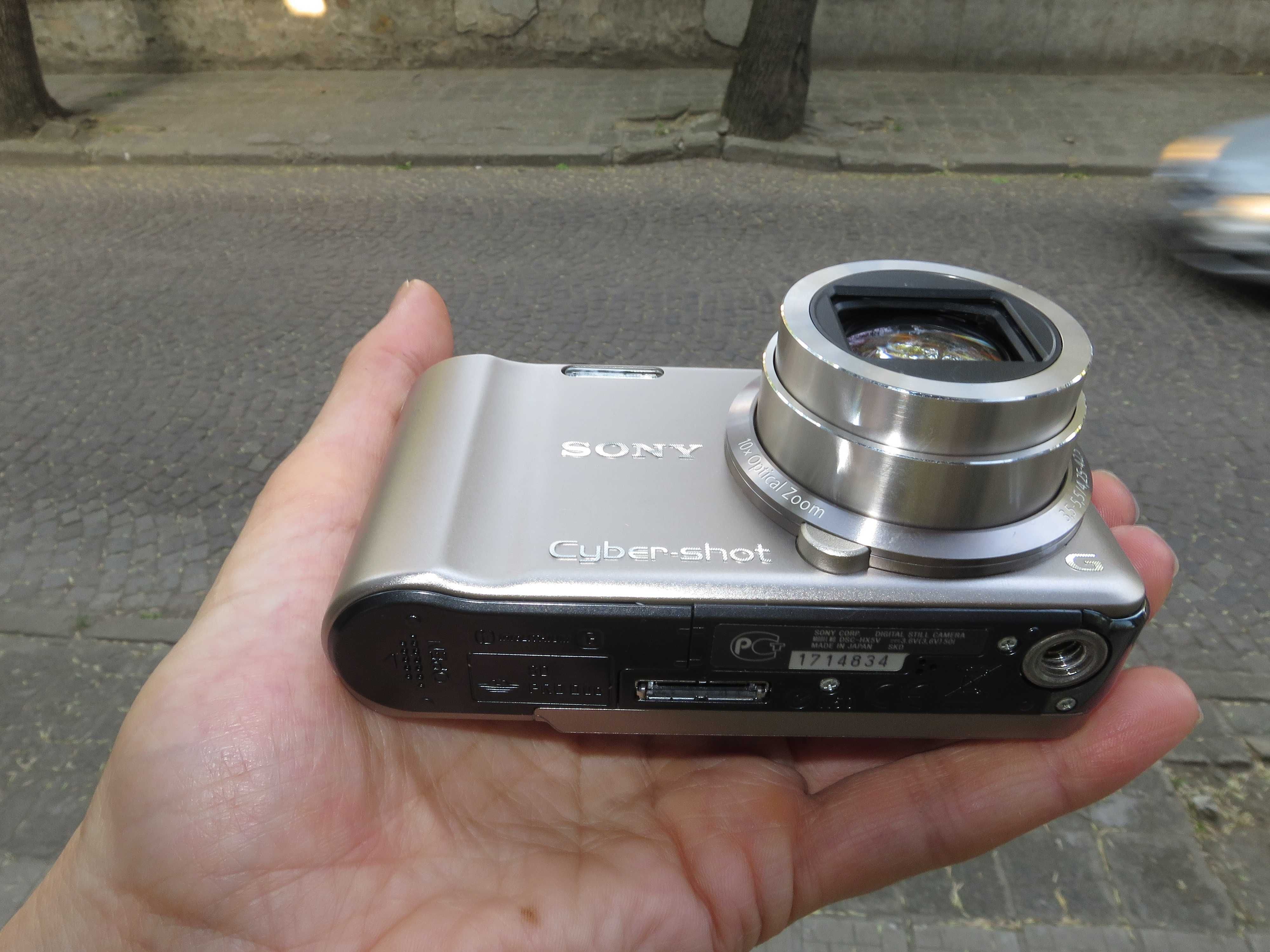 Компактен дигитален фотоапарат Sony Cyber-shot DSC-HX5