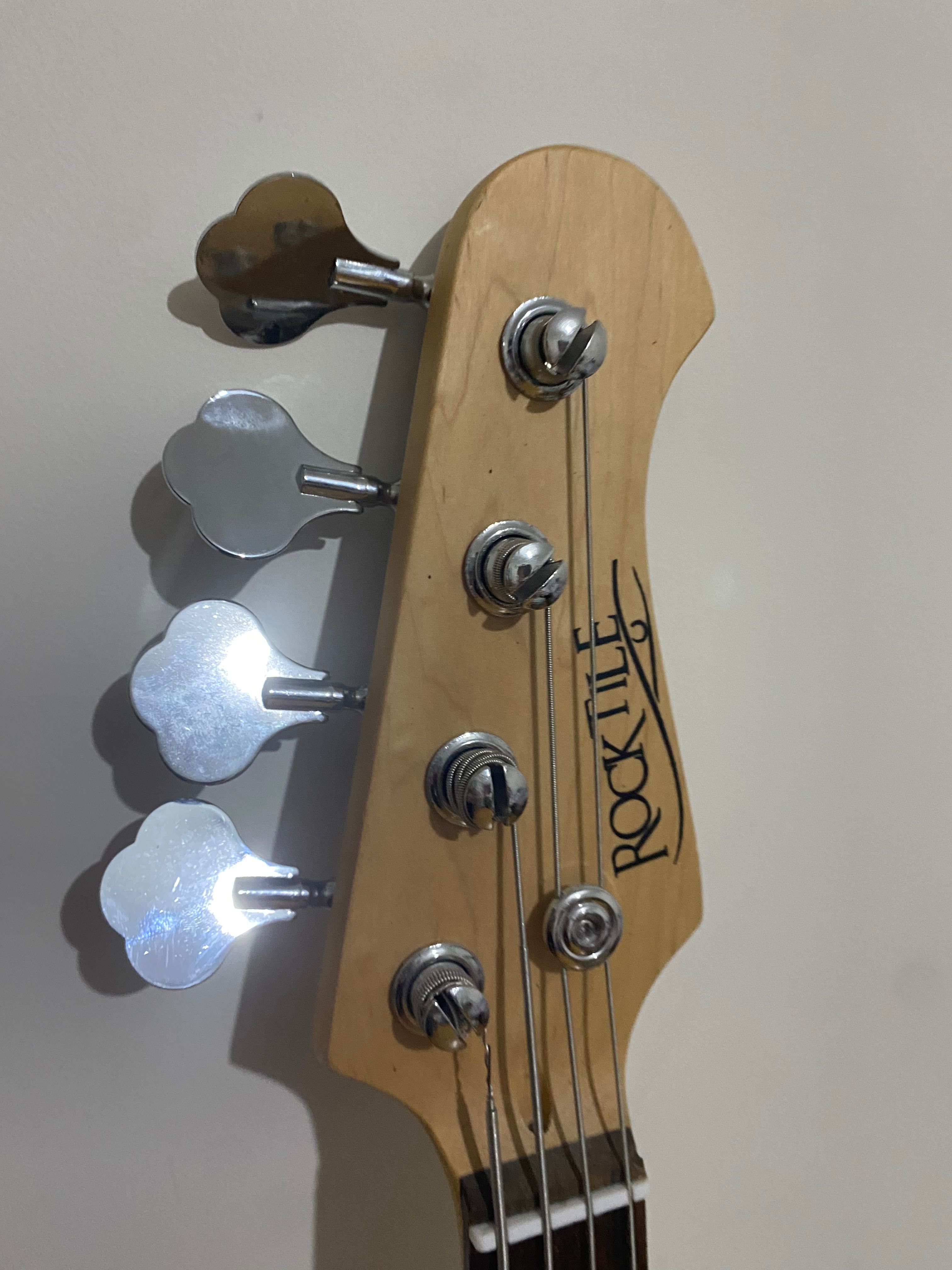 Chitara Bass ROCKTILE