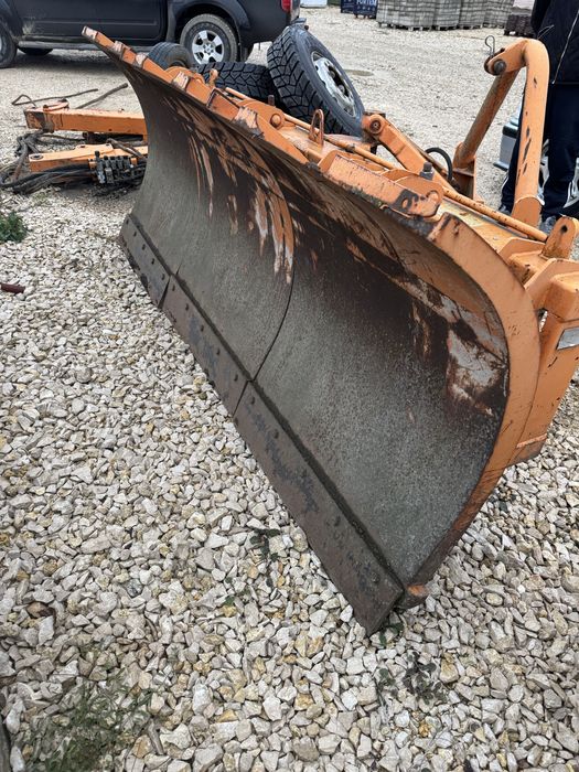 Lama dezapezire sararita