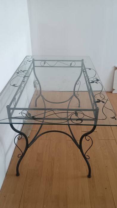 Vând masa fier forjat cu blat sticla securizata