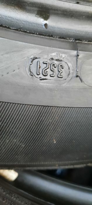 4 броя зимни гуми 275 50 20 дот21