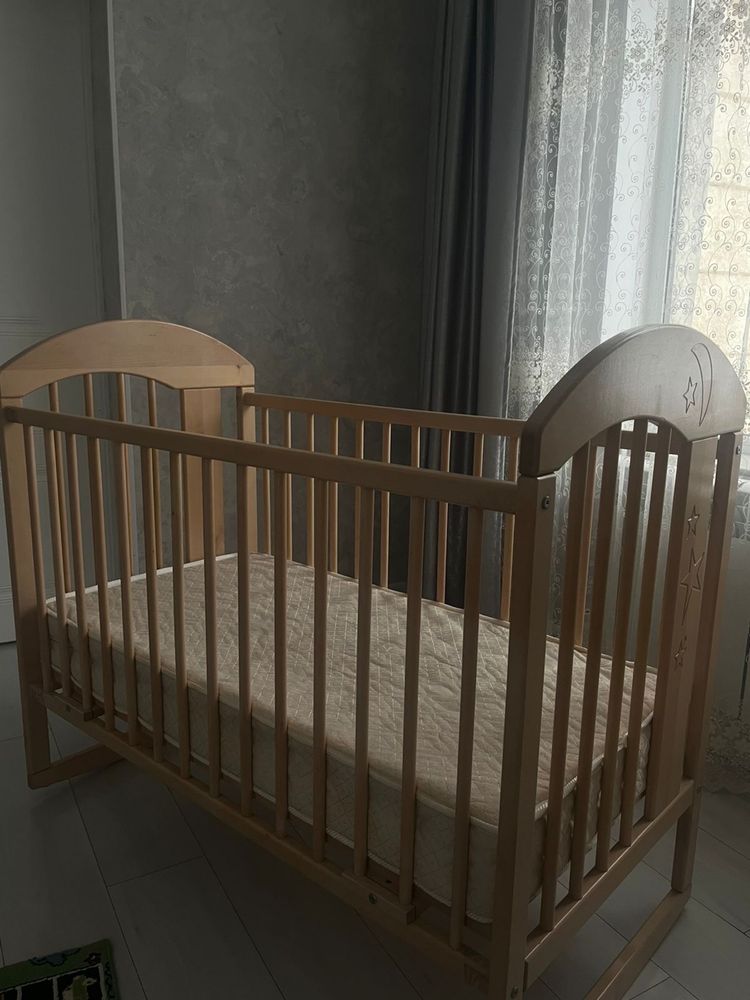 Продам детскую кровать