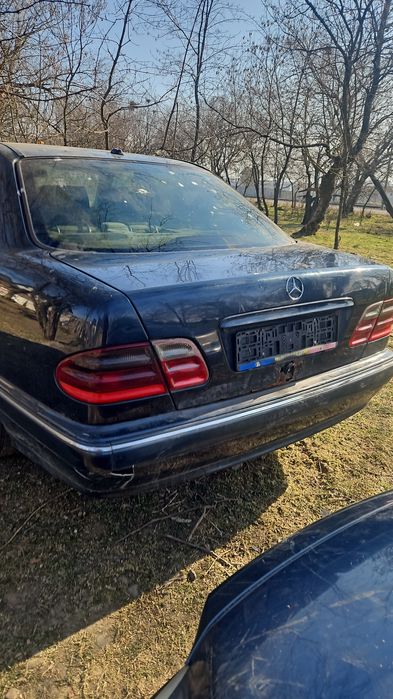 Dezmembrez mai multe game de mașini