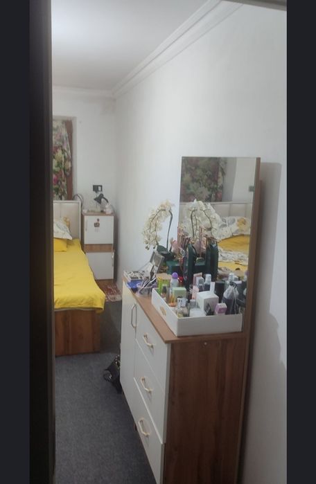 Ташкент вилояти, Корасувда продается квартира 2х комнатная,2 xonali uy