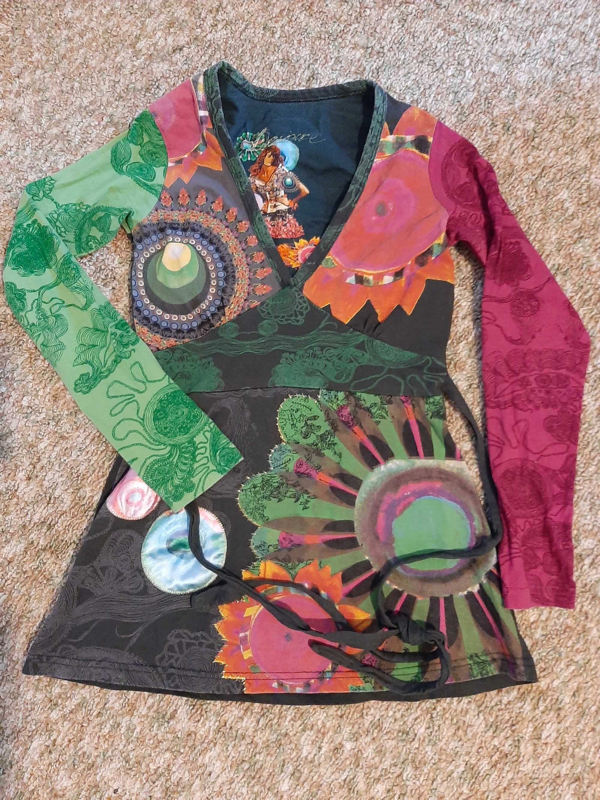 Блузи на Desigual